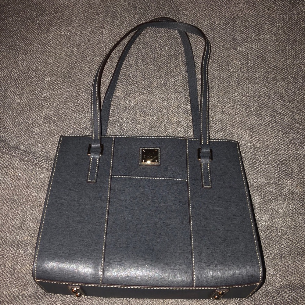 Dooney & Bourke purse